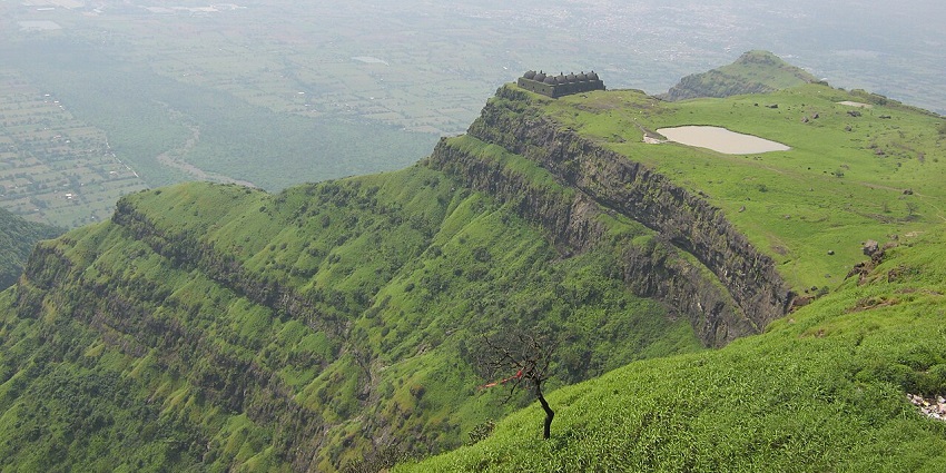 Parnera Hill is one of the best tourist attractions in Valsad for breathtaking views.