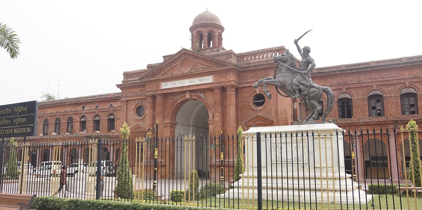 Partition Museum includes personal stories of those affected by the partition, items from refugee camps, and documents related to the migration.