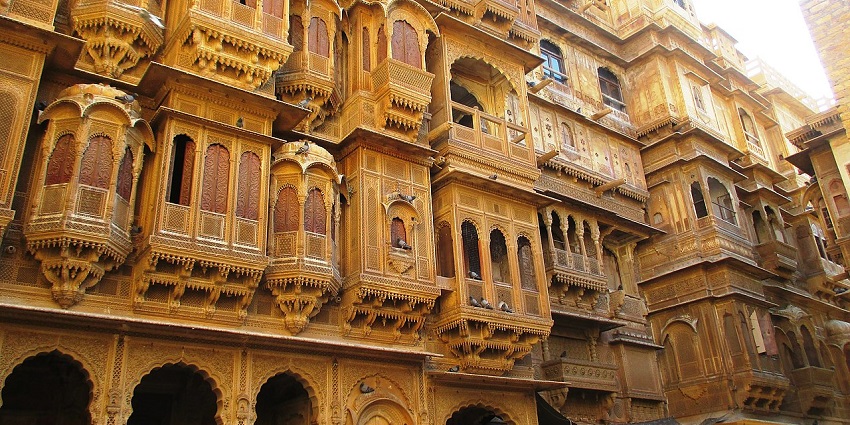 The intricate architecture of Patwon ki haveli.