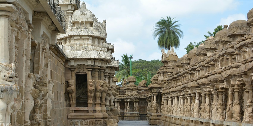 This temple, a part of a UNESCO World Heritage Site, features wall carvings.