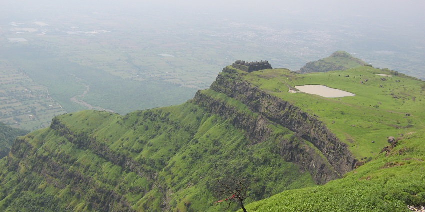 Pavagadh Hill, one of the best places to explore near Ratanmahal Wildlife Sanctuary.