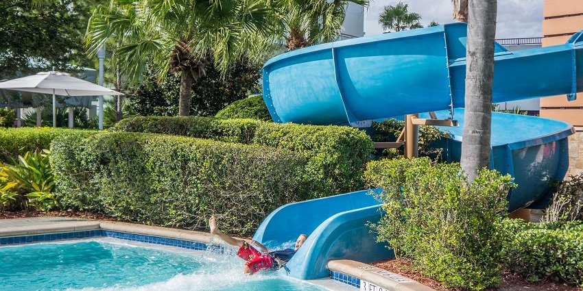 This place is a perfect spot surrounded by nature where you can also enjoy some rides.