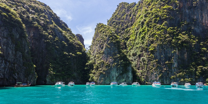 Phi Phi Islands is among the famous places to visit in Krabi, Thailand for adventure.