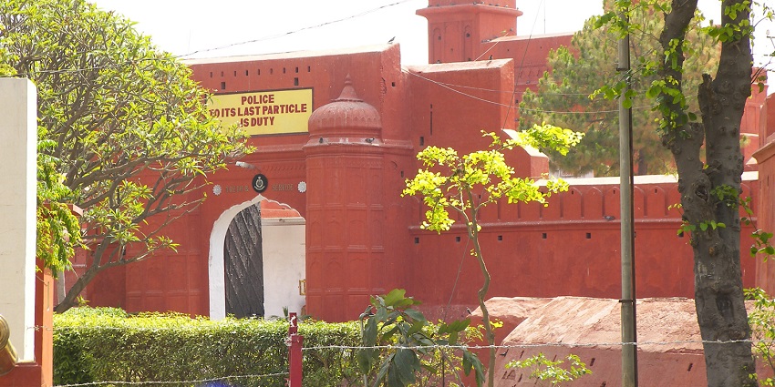 Phillaur Fort is one of the popular places to visit in Ludhiana for its majestic views.