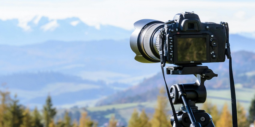 Photography enthusiasts capturing the beauty of Duduma Waterfalls.
