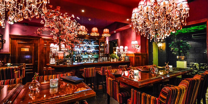 Pushkar nightlife at Pink Floyd Café offers Vibrant décor and rooftop views