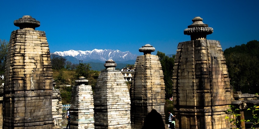 One of the Indian temples surrounded by mountains, similar to Chandrahasini Temple.
