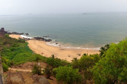 Located along the Arabian Sea, there are many places to visit in Vasco da Gama, Goa.