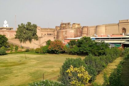 Scenic view of Qila Mubarak Gurudwara Sahib, one of the most peaceful places to visit near Bathinda.