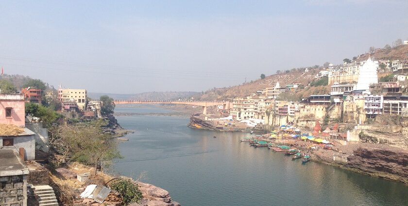 There are many places to visit near Omkareshwar within 100 km for a fulfilling trip.