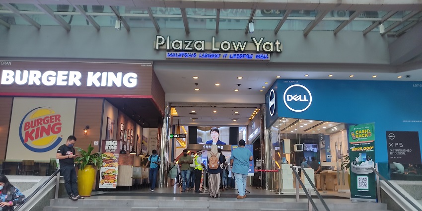 Plaza Low Yat is one of the best places for Shopping In Malaysia Kuala Lumpur for all.