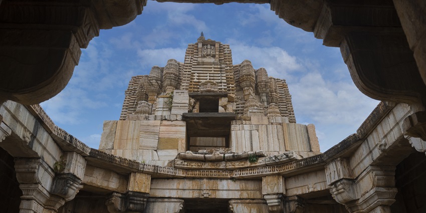 An intricately designed South Indian-style temple in Delhi with distinctive architrcture