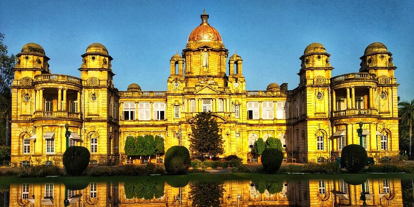 A mesmerising view of Pratap Palace, one of the best places for New Year party in Ajmer.