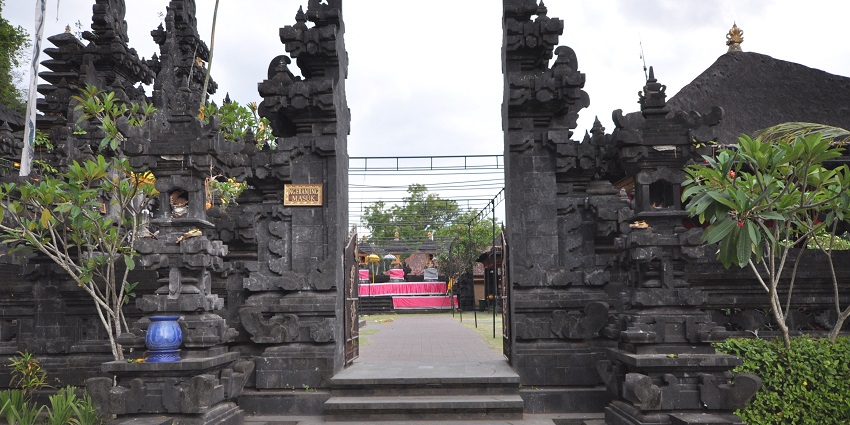 A visit to Sri Bodgeshwar Temple is one of the best things to do in Mapusa.