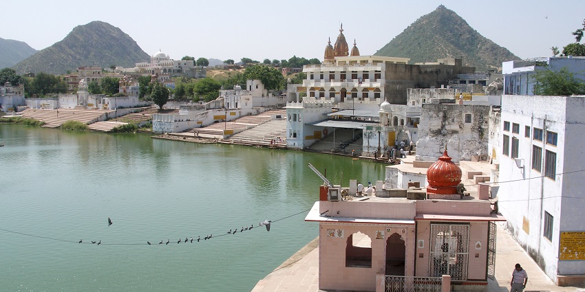 An image showing Pushkar Lake which is a must-visit place to visit in Rajasthan in June.