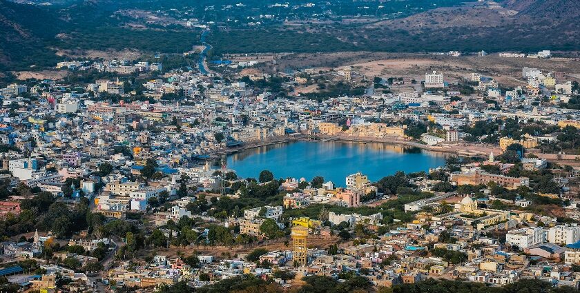 Beautiful Pushkar Lake, offering a serene view of one the best places to visit in Pushkar.