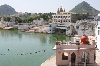 Besides its tourist attractions, there are several places to visit near Pushkar as well.