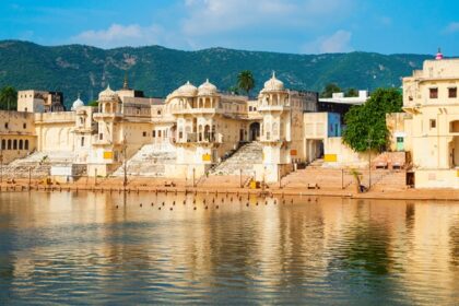 Serene view of temples on Pushkar Lake Ghats, a spiritual haven among Pushkar Temples