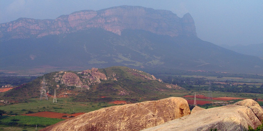 A splendid view of Puttur - one of the places to visit near Tirupati within 100 kms.
