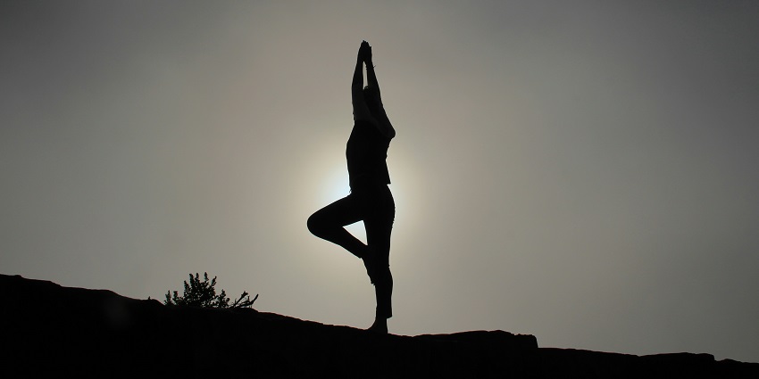 The tranquil ambience of Rajasthan offer retreats for yoga, meditation, and spirituality.