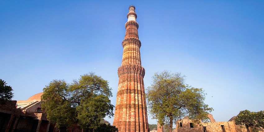 Qutub Minar is one of the best places to visit in Delhi on Sunday as it has scenic minarets