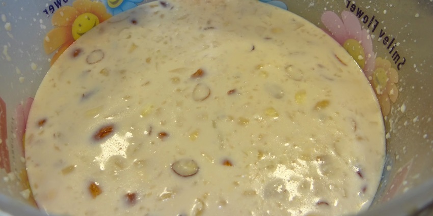 Among the top street food in CP, rabdi can make any sweet tooth person fall for it.