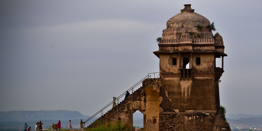 Scenic image of the historic Haveli of Raja Maan Singh in the Rohtas district