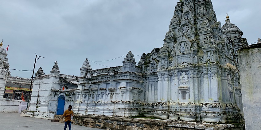 One of the many ancient temples located near Barnawapara Wildlife Sanctuary