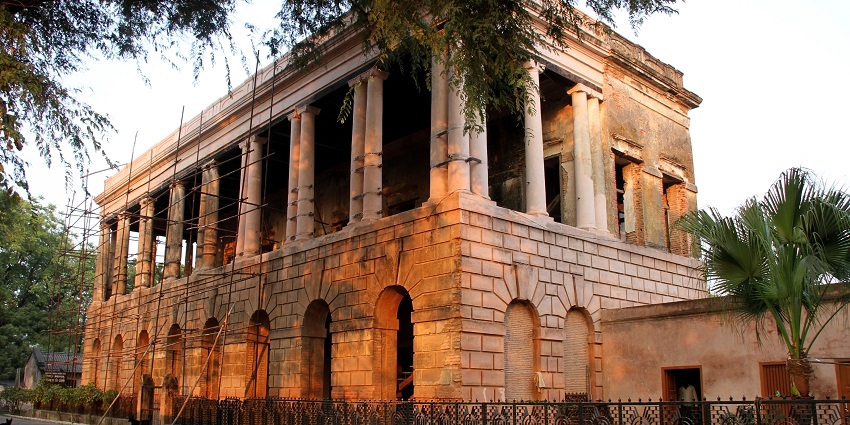 An image of Rajindra Kothi Museum which is one of the famous museums in Patiala, Punjab.