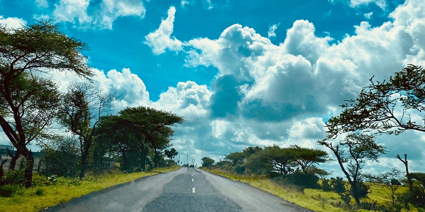 A breathtaking view of a road in Rajkot, one of the best places around Ashapura Temple.