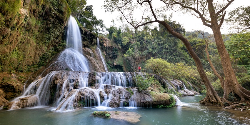 Rajpuri, a captivating cascade, is a must-visit destination among Chhattisgarh waterfalls.