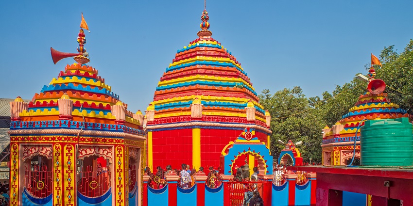 Rajrappa Temple is a famous religious site, attracting hundreds of visitors every day.
