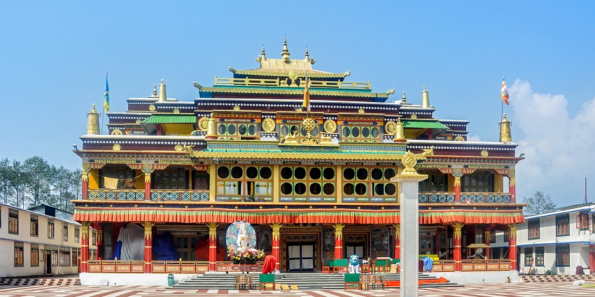 Snsapshot of the beautiful Ralang Monastery in which is the best place to visit in Ravangla
Viewers of this file can see comments and suggestions