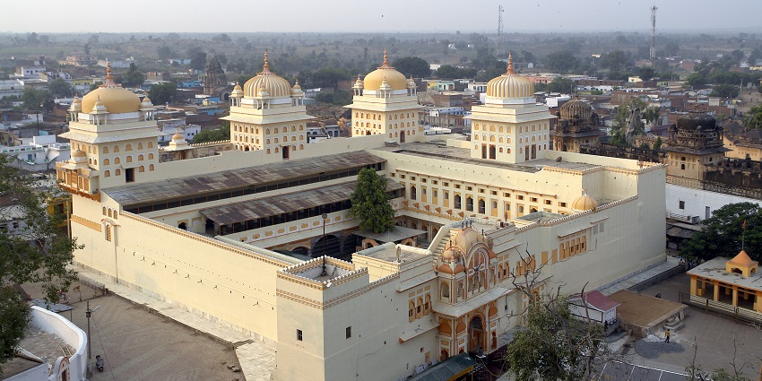Ram Raja Temple in Orchha, with its distinct pink facade and temple towers, is one of the popular destinations near Chaturbhuj temple.
