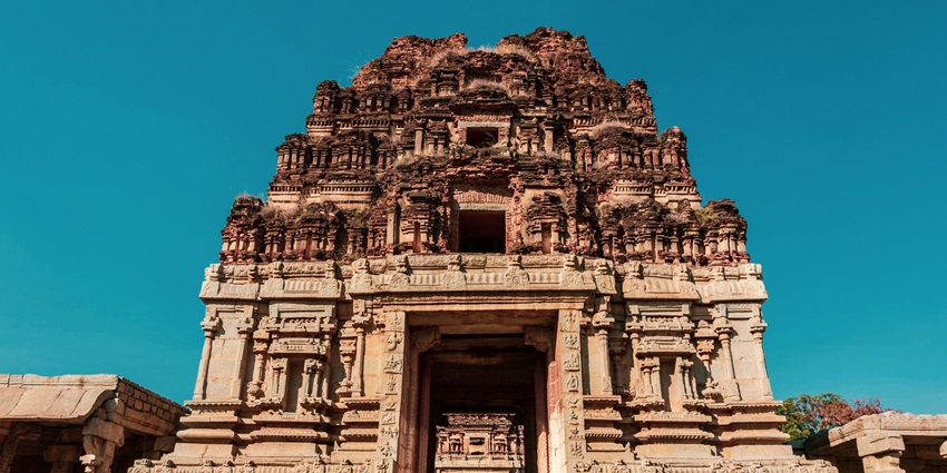 Ram Tekri is one of the most serene and breathtaking places to visit around Ratanpur fort.