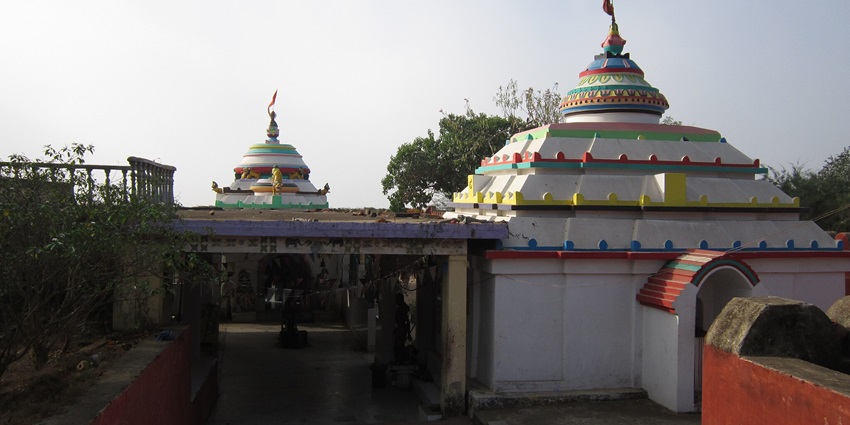 Ramachandi temple, captivated by its towering structure and ornate decorations.
