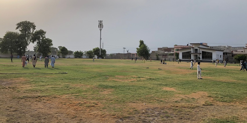 View of picturesque Raman Ground.