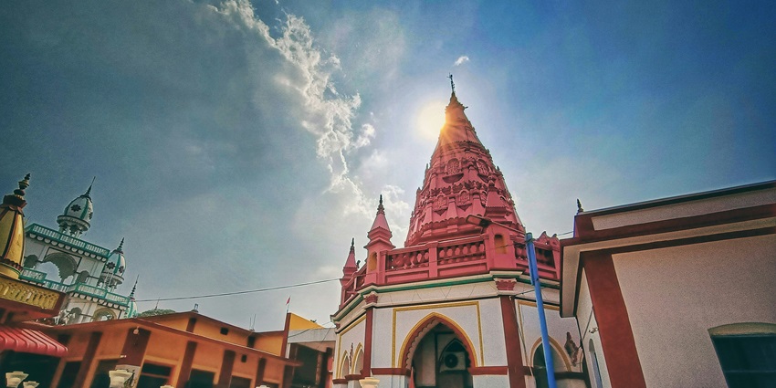A glimpse of the iconic Ramdevra Temple, one of the famous places to visit in Pokhran.