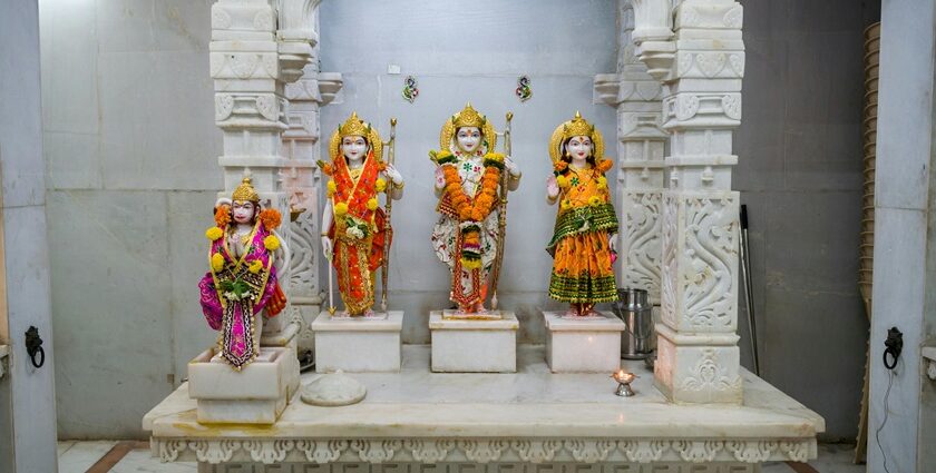 An image of the idols at a sacred temple similar to Ramdevra which is located in Rajasthan.