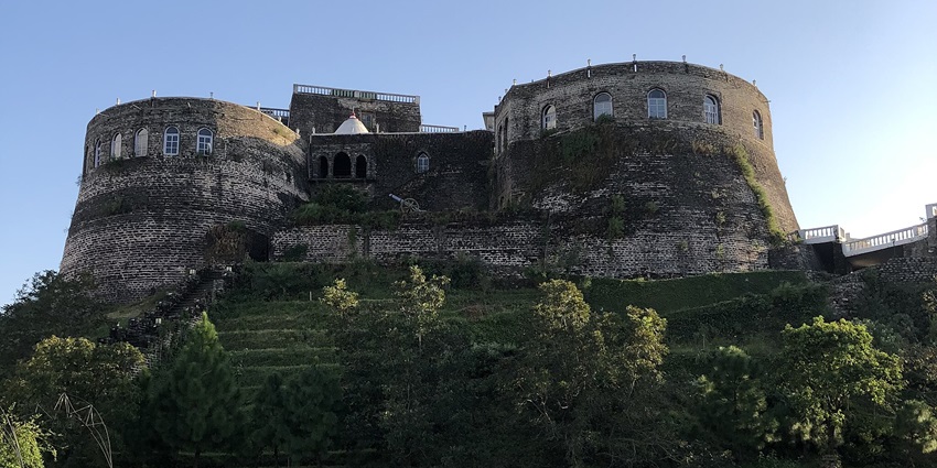 One of the Chandigarh forts, Ramshehar Fort features Mughal architecture with a hint of British influence.