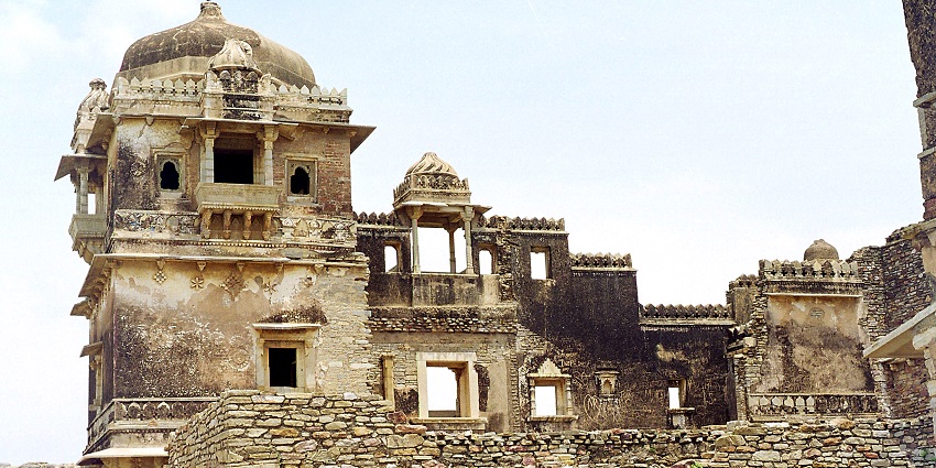 The historical Rana Kumbha Palace, a famous tourist attraction near Chittorgarh Fort Museum.