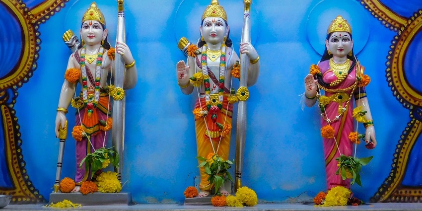 Lord Ram and Sita in Ranamandala Konda, one of the top places to visit near Mantralayam.