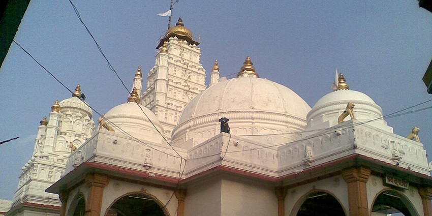 Ranchhodrai Temple is one of the most amazing Gujarat temples for travellers to visit.