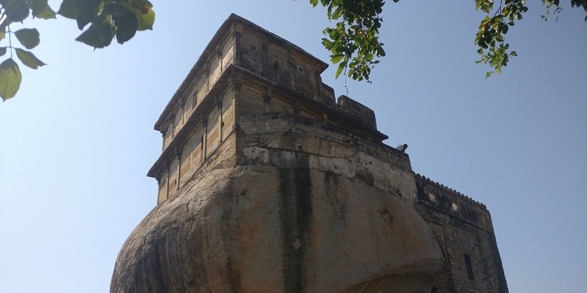Exterior view of the fort, a famous place near Maihar Temple, with its ancient architecture.