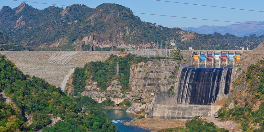 A glimpse of the famous Ranjit Sagar Dam, one of the best places to visit in Pathankot.