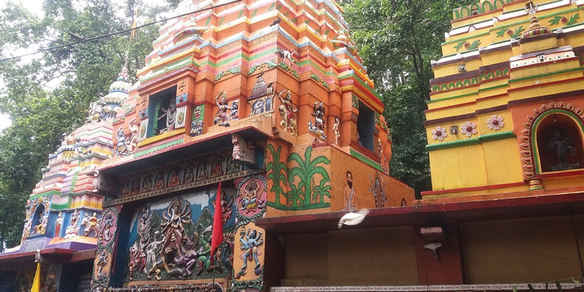 Rankini Mandir, one of the oldest temples in Jamshedpur, is dedicated to Maa Kali.