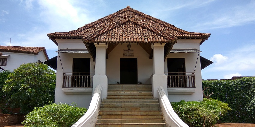 Clear snapshot of the Reis Magos Fort entrance in the nerul distirct of Goa
