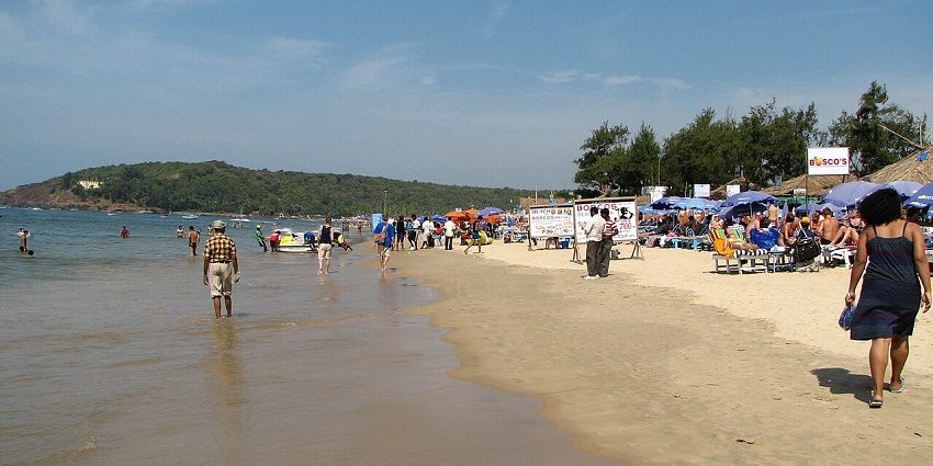 Relaxing at Baga beach is one of the best things to do in North Goa.