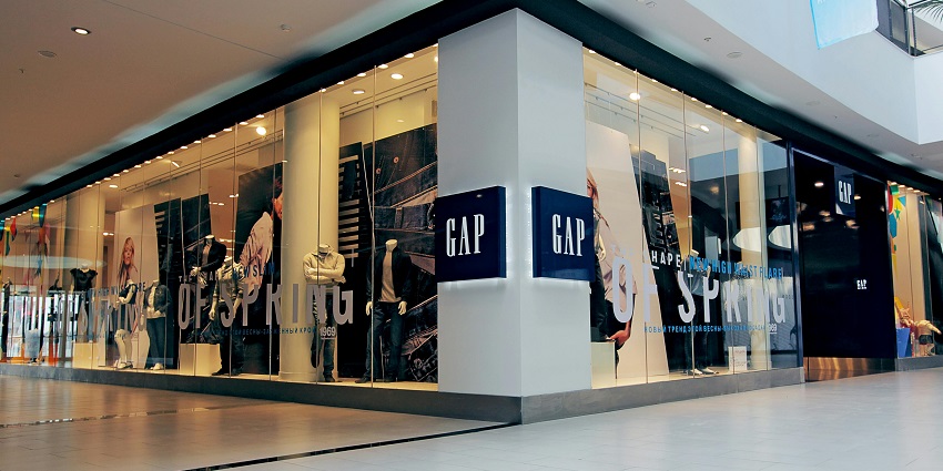 Reliance Mega Mall houses both national and local brands for an amazing experience.