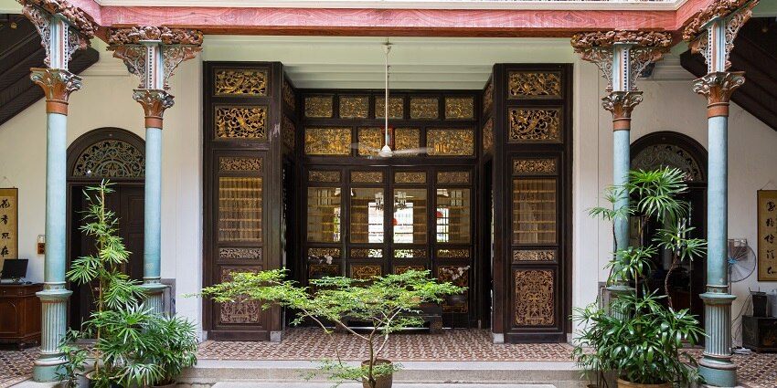 Cheong Fatt Tze Mansion in Penang, a historic colonial building, that’s worth visiting.